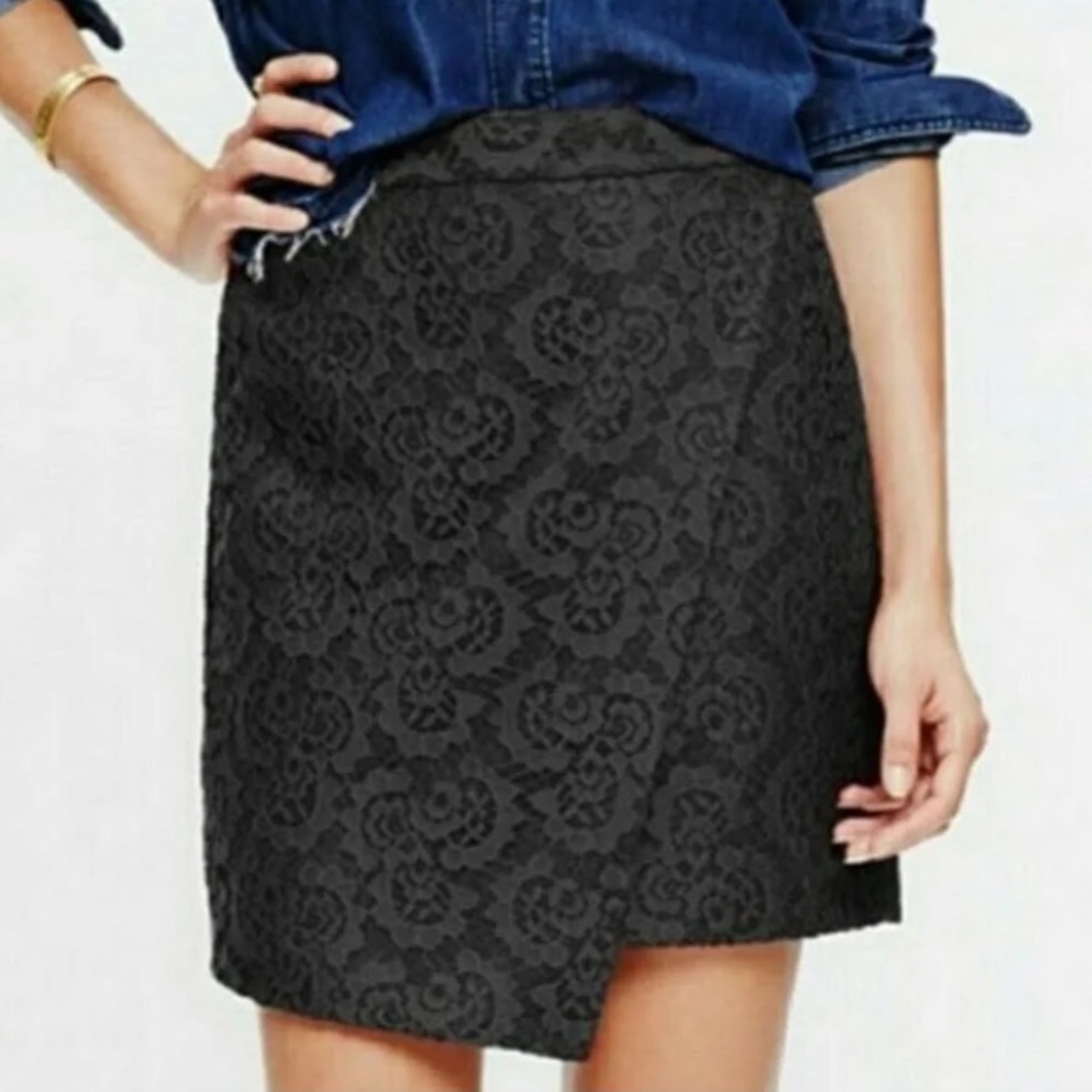 Madewell black lace envelope skirt